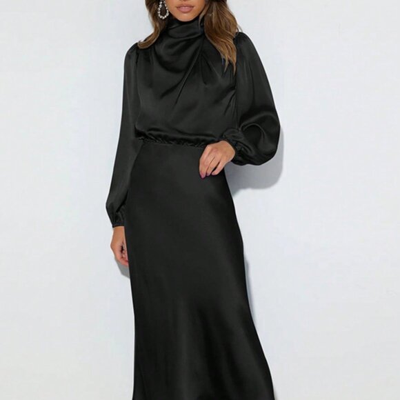 Black Elegant Women's Long Sleeve Ruched Satin Formal Dress - Picture 4 of 4